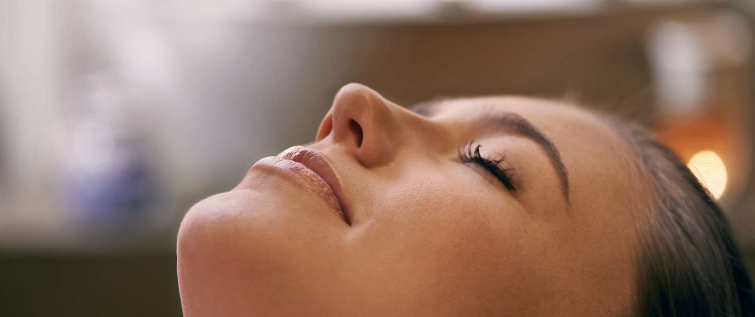 Tossina botulinica: medicina estetica per un viso naturalmente disteso